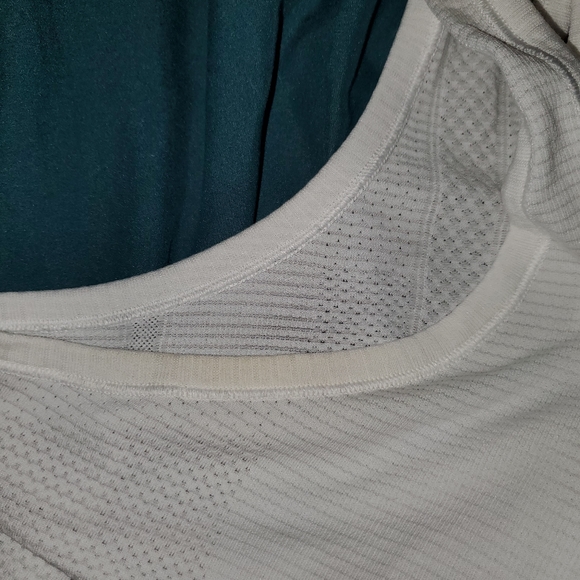 Swiftly Tech Racerback - Picture 2 of 4